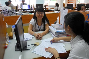 Cán bộ phải biết thực hiện “4 xin”