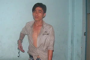 Kẻ “ngáo đá” truy sát ba bà cháu 