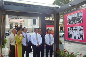 Nhiều triển lãm kỷ niệm ngày Thống nhất đất nước