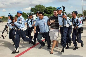 Hành khách đi vệ sinh bị tưởng nhầm không tặc