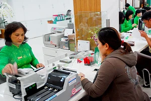 Ngân hàng sẽ bị sức ép từ biển Đông