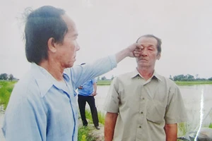 Hai ông già đánh tay đôi? 