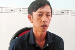 Chồng giết vợ vì tin nhắn trên điện thoại