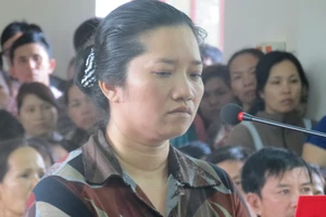 Vụ vợ nguyên bí thư xã đốt xác: Đề nghị truy tố tội xâm phạm thi thể