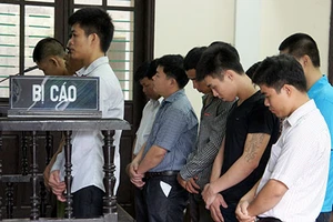 Nhờ giang hồ “xử” người đòi nợ, giám đốc chỉ bị tội gây rối? 