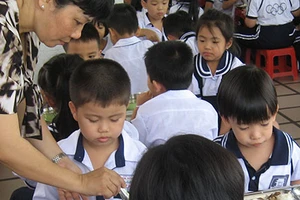 Năm nay, trường vẫn quá tải 