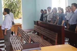 Vụ “buộc tham ô không được thì cột tội khác”: Ông Khanh bị phạt một năm tù