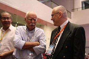 Phải “mạnh tay” hơn trước sự bá quyền 