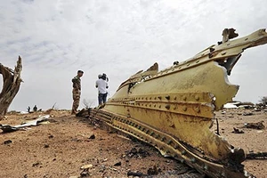 Tai nạn máy bay AH5017: Pháp tổ chức quốc tang 3 ngày 