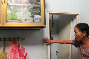 Nhà đại đoàn kết vừa ở đã hư