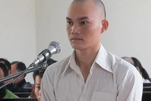 Biết sai vẫn xử rồi xin hủy án 