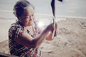 Hơn chục lần đập tường nhà người khác 