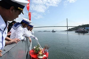 Tưởng niệm các liệt sĩ trong chiến thắng trận đầu của Hải quân VN