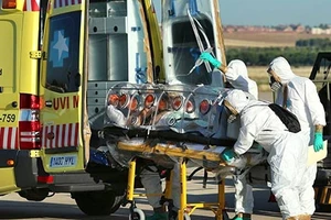 Đối phó dịch Ebola: WHO ban bố tình trạng khẩn cấp y tế toàn cầu