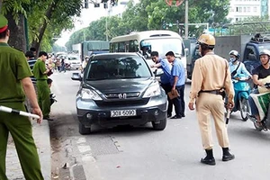 Vụ đâm chết người trong ô tô: Bắt người “giới thiệu” thuê sát thủ 