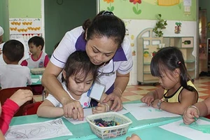 Thủ tục xin học làm khó phụ huynh