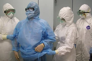 32 hành khách đến từ quốc gia có dịch Ebola 
