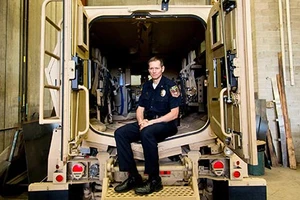 Mỹ: Cảnh sát được vũ trang như quân đội