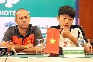 U-19 HAGL - Arsenal JMG lên đá V-League: Ta tắm ao ta…