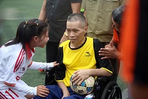 Đấu giá trên sân và đấu giá… online