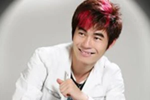 Ca sĩ nghiện ma túy nhảy cầu tự vẫn?