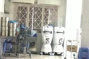 Niêm phong ba máy mổ Phaco tại BV Mắt TP.HCM 