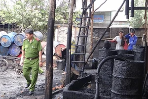 Tái chế nhớt chui 20.000 lít/tháng