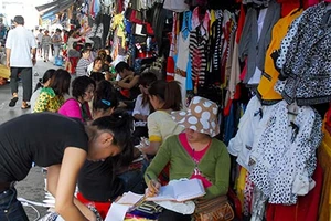 Tiểu thương lo khi xây mới chợ Tân Bình 