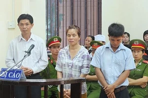 Vụ “hắt ly bia”: Có cần thiết phải bắt giam bị cáo?