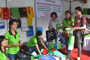 Cùng đến với Ngày hội túi xanh 2014