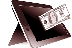 Nữ cử tri TP.HCM bức xúc đề án máy tính bảng cho học sinh tiểu học