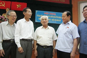 Cử tri bức xúc vụ đường cao tốc tỉ đô lún, nứt 