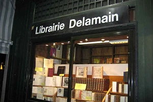 Bộ trưởng đấu tranh chống đóng cửa nhà sách lâu đời nhất Paris