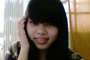 Nạn nhân bị siết cổ, hung thủ tạo hiện trường giả