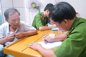  “30 năm đi biển mới gặp bọn cướp hung hãn đến thế…” 