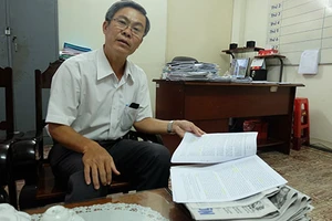 Vụ gửi tiết kiệm hàng chục tỉ đồng: “Biết không đúng nhưng vẫn phải làm…”