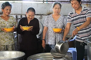 Người Sài Gòn tử tế - Bài 1: Những bữa chay ngon từ tay chú Kiếm