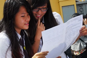 Miễn thi ngoại ngữ cũng như không!