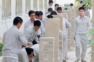 Đà Nẵng đưa người nghiện đi cai thế nào?