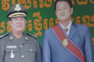 ‘Ông Hải máy bay’ được nước bạn vinh danh 