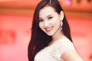 Lã Thanh Huyền ngày càng xinh đẹp và quyến rũ