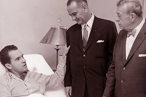 Các nước chữa bệnh cho 'yếu nhân' ra sao?