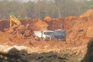 Đồng Nai: Các hầm vẫn bán đất trái phép