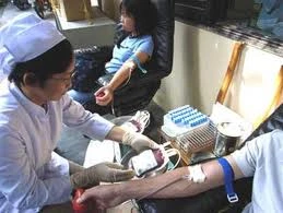 Hơn 1.000 người tham gia hiến máu trong ‘Ngày Chủ nhật đỏ’