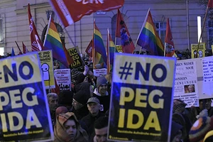 Treo thưởng giết chủ tuần báo Pháp Charlie Hebdo