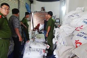 Bắt 68 tấn bột ngọt hết hạn sử dụng 