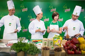 Cuộc thi Vua đầu bếp Sacombank 2015