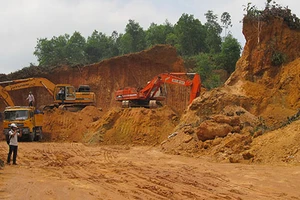 Đà Nẵng: Cải tạo hay bán đất mặt?