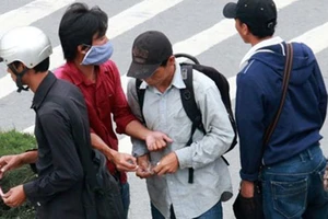 Cai nghiện tại cộng đồng: Khó quá!