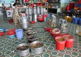 Kiểm tra tất cả cơ sở cung cấp suất ăn sẵn